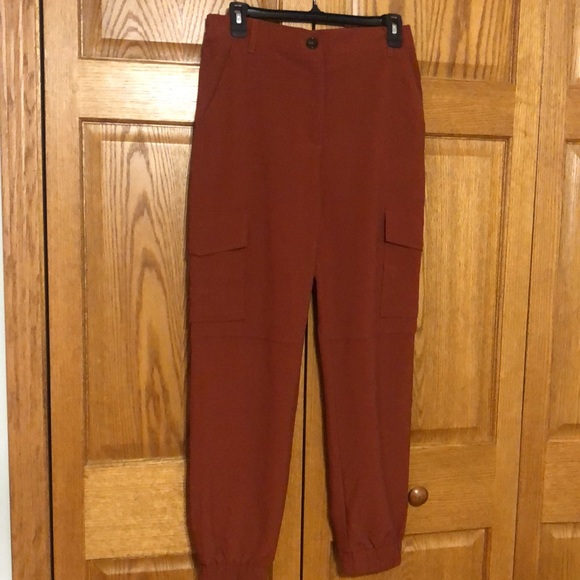 Women’s Pants - Picture 2 of 2